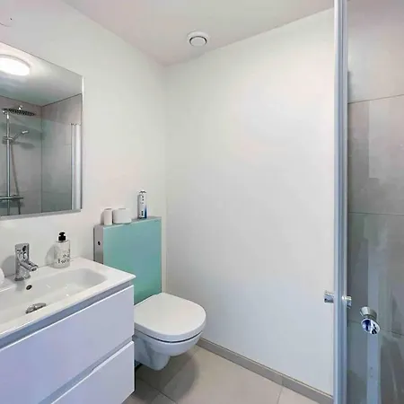 The Yellow House Nr 11 By Berti's * Stavanger